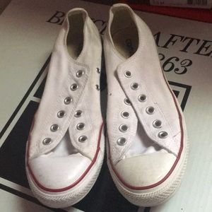 Low top Converse